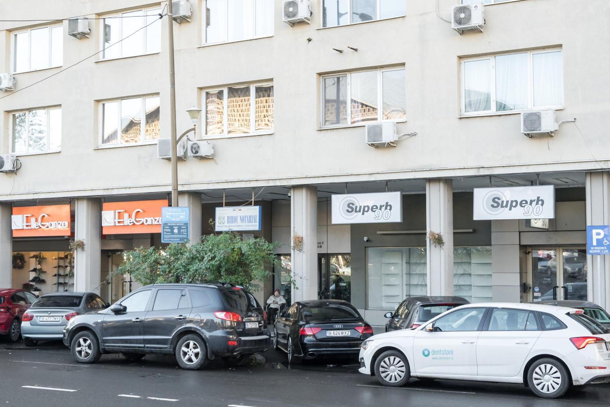 Top Location With Iconic View - Sala Palatului Bucarest Exterior foto
